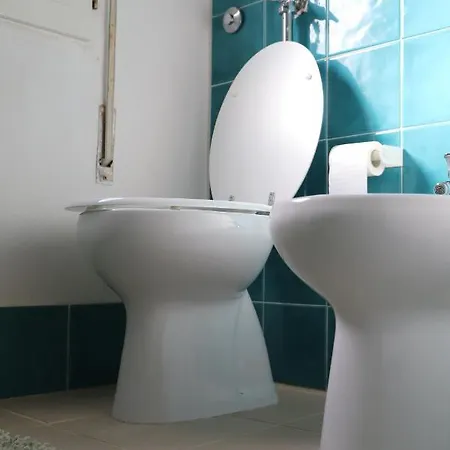 Rocca Dei Tramonti Camping Punta Braccetto