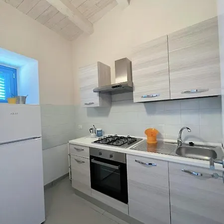 Rocca Dei Tramonti 2* Punta Braccetto