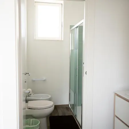 Rocca Dei Tramonti Camping Punta Braccetto